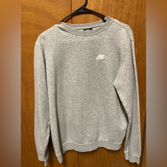 ❗️Nike Crewneck “Heather Grey”❗️ - Picture 1 of 3